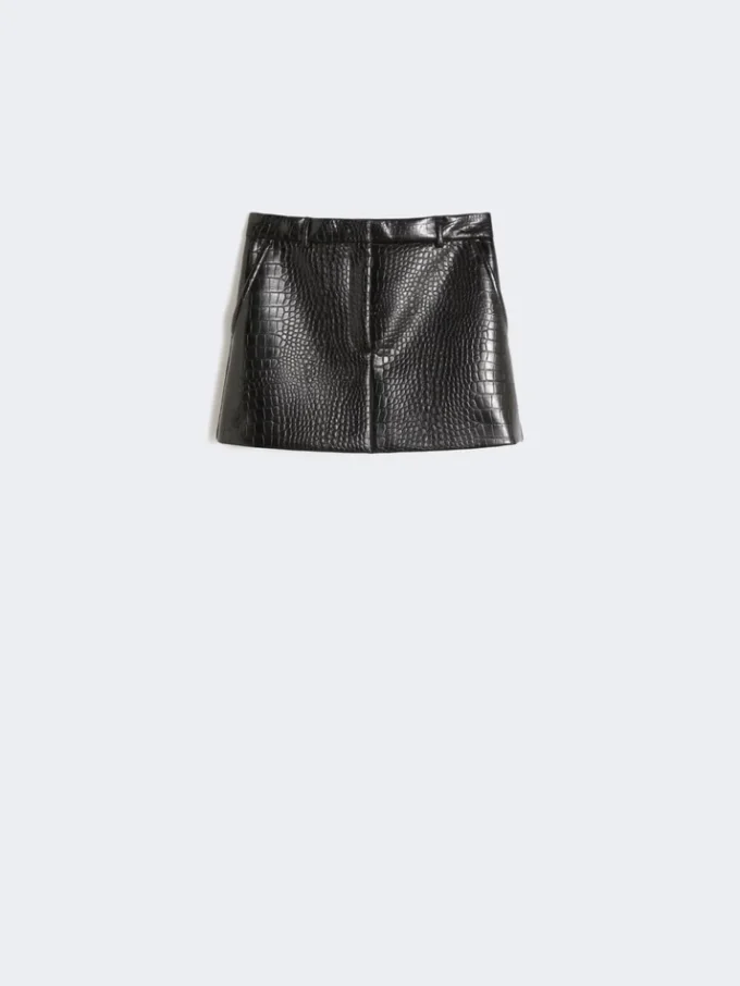 Alligator-look patent leather mini skirt, black