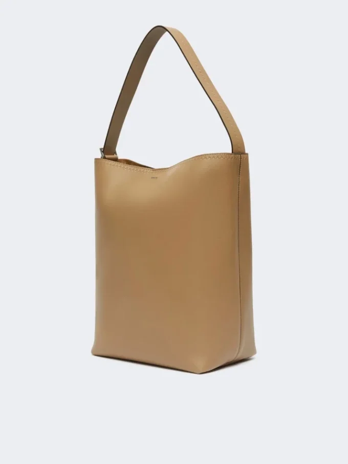 Archetipo medium leather bucket bag, mud