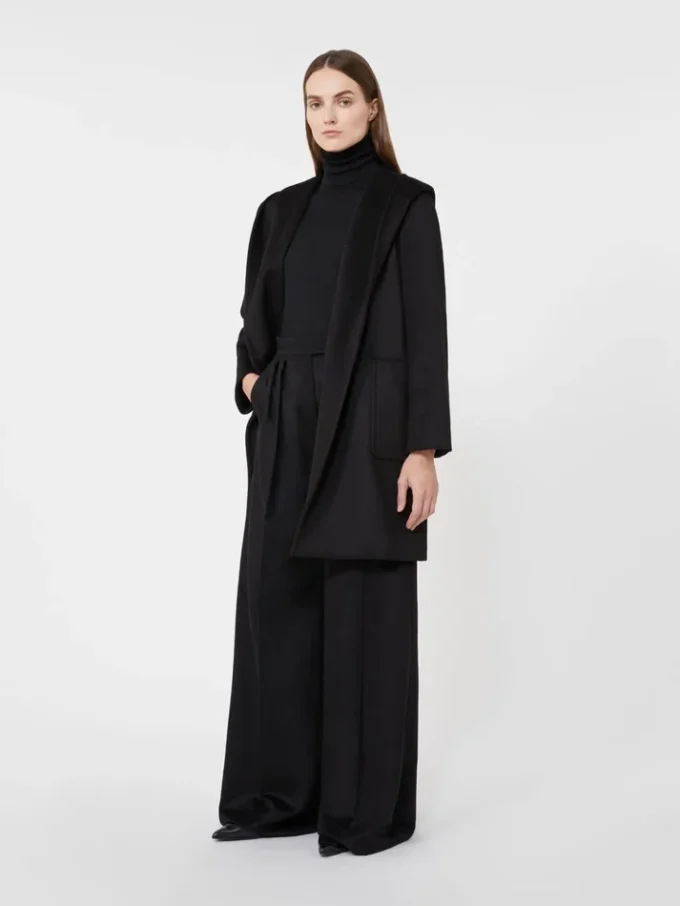 Camel robe coat, black Camel robe coat, black