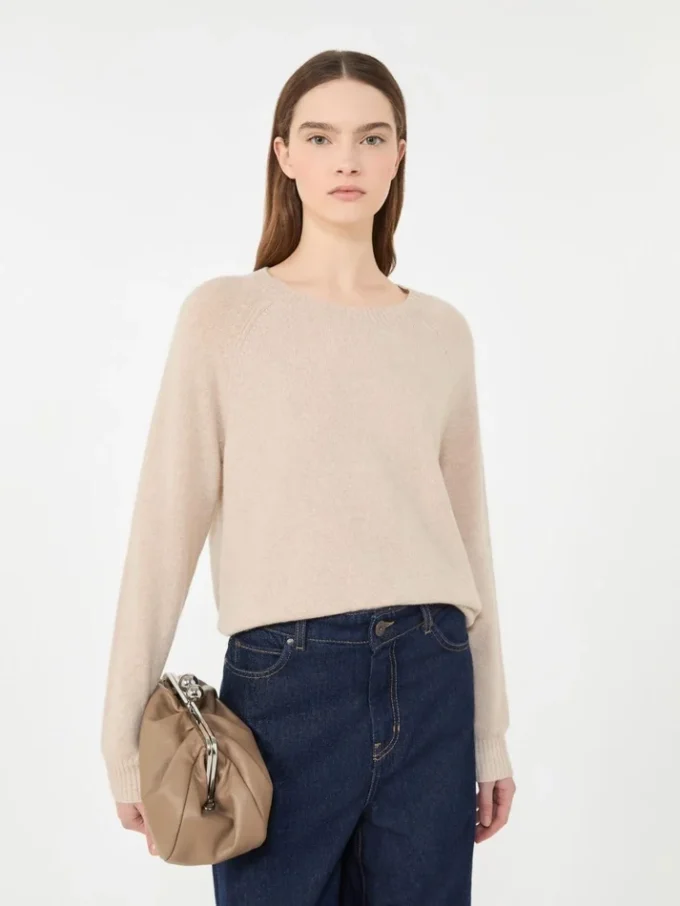 Cashmere crew-neck sweater, sand Cashmere crew-neck sweater, sand