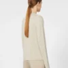 Cashmere yarn sweater, beige Cashmere yarn sweater, beige