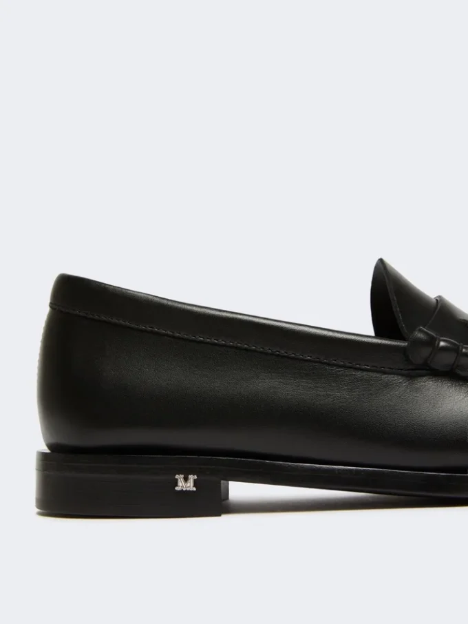 Classic leather moccasins, black