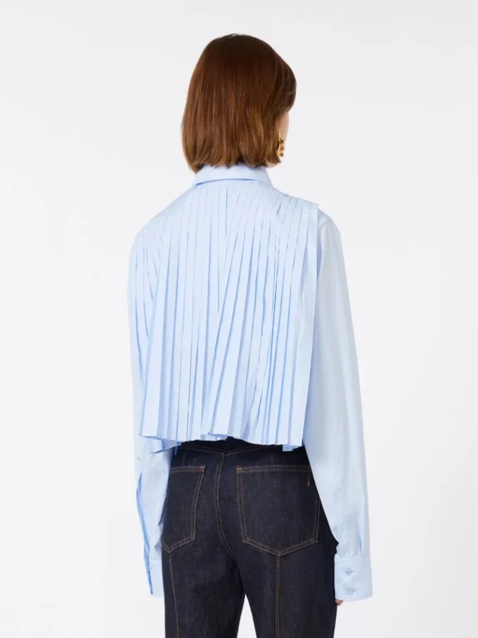 Cotton cropped shirt with pleated back, light blue