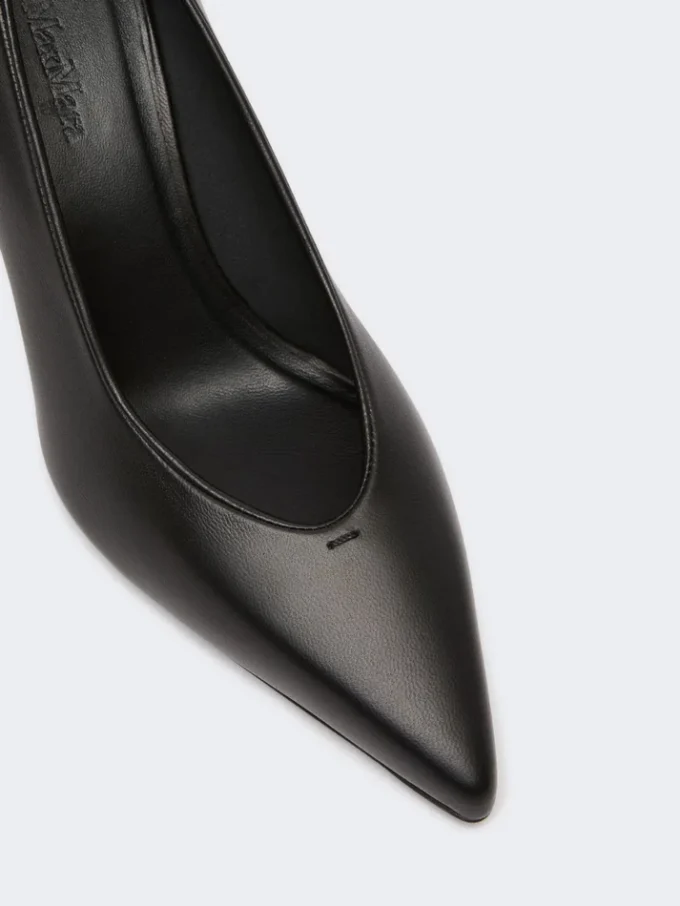 Court shoes in soft nappa leather, black