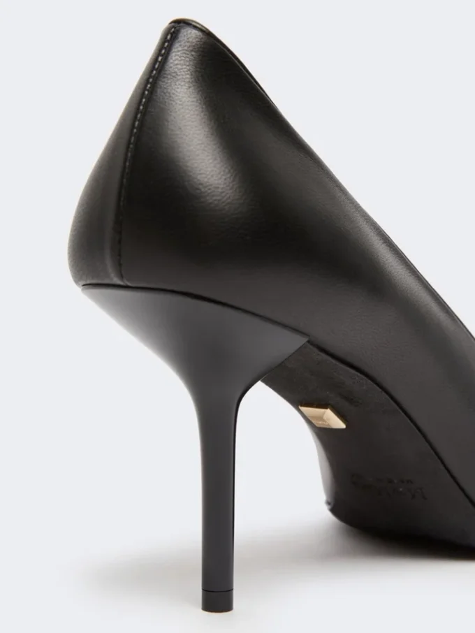 Court shoes in soft nappa leather, black