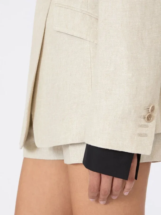 Double-breasted blazer in linen drill, sand