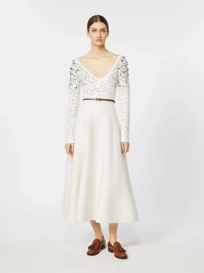 Full, tech wool skirt, ivory
