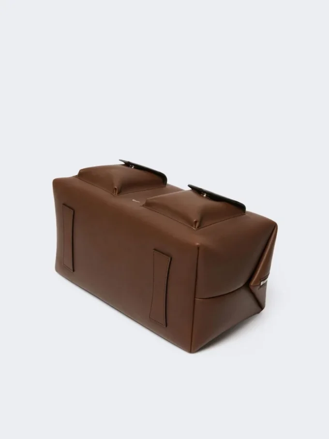 Large leather boston bag with pockets, brown