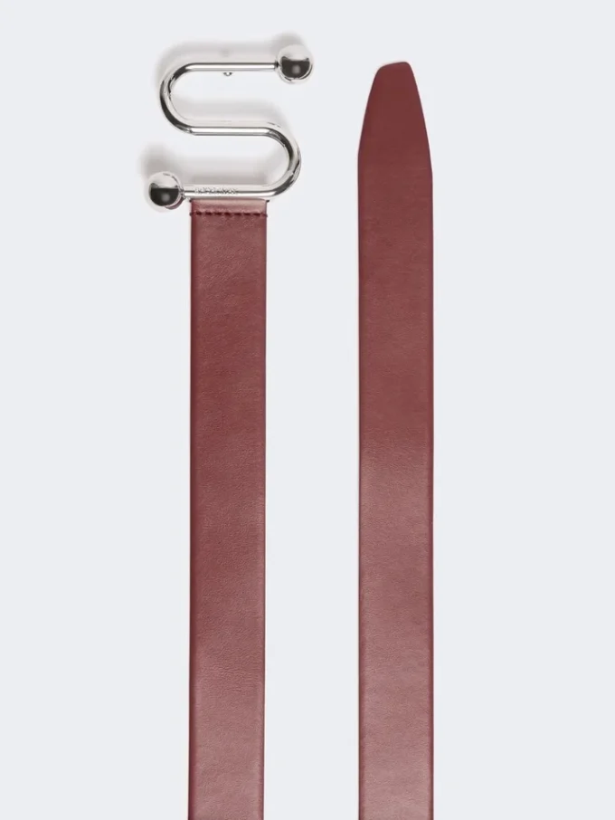 Leather belt with s buckle, bordeaux