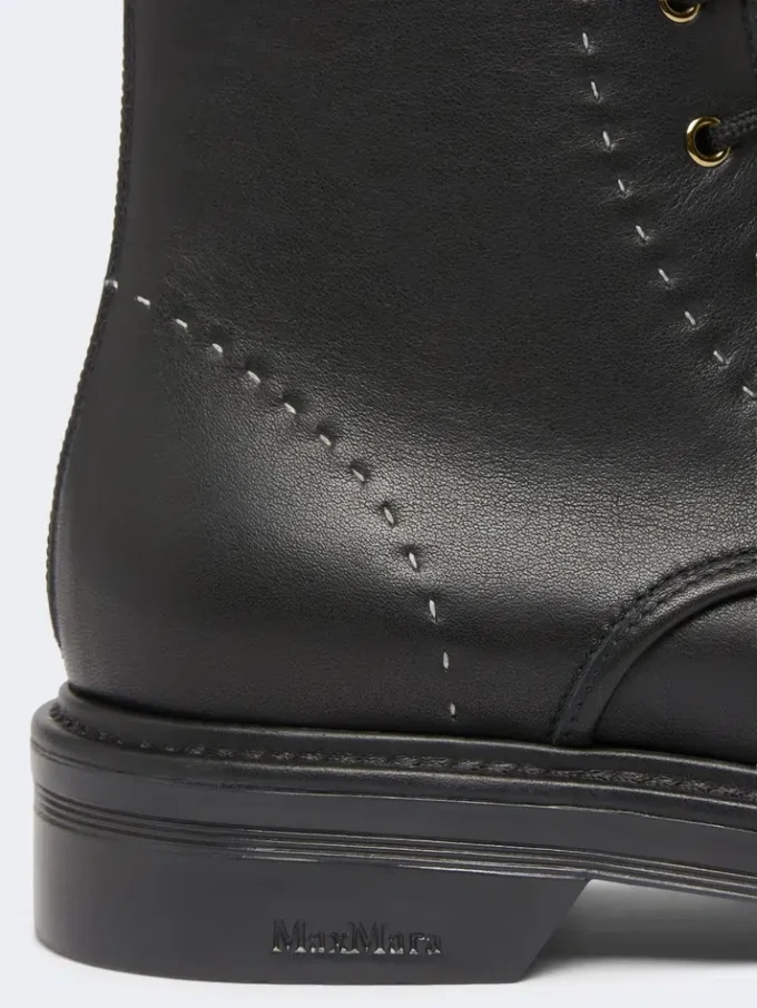 Leather combat boots, black