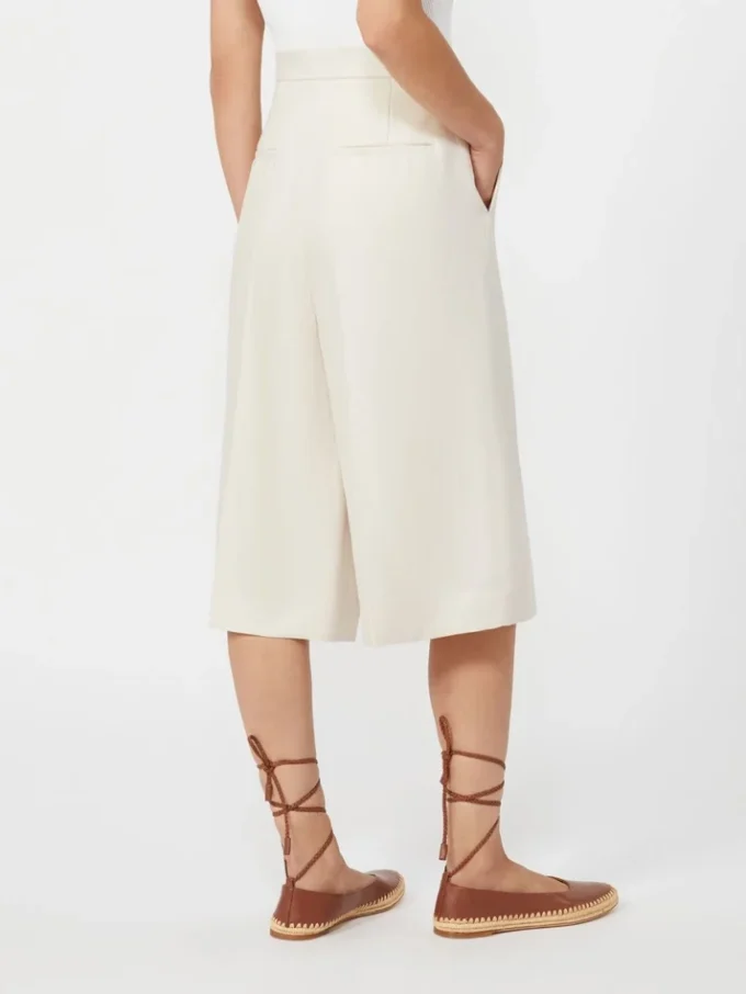 Linen bermuda shorts, beige