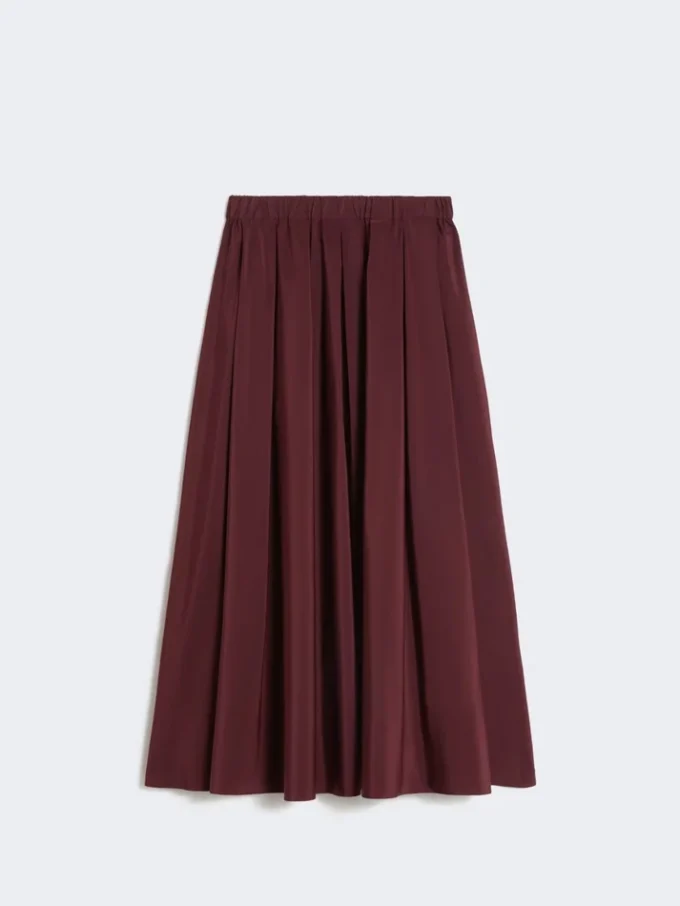 Long taffeta skirt, bordeaux Long taffeta skirt, bordeaux