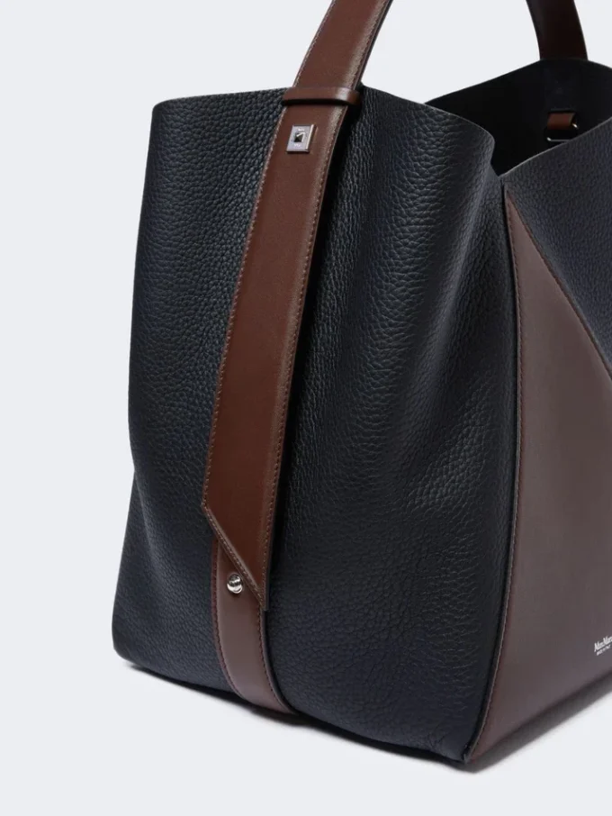 Medium bucket bag, hazelnut brown