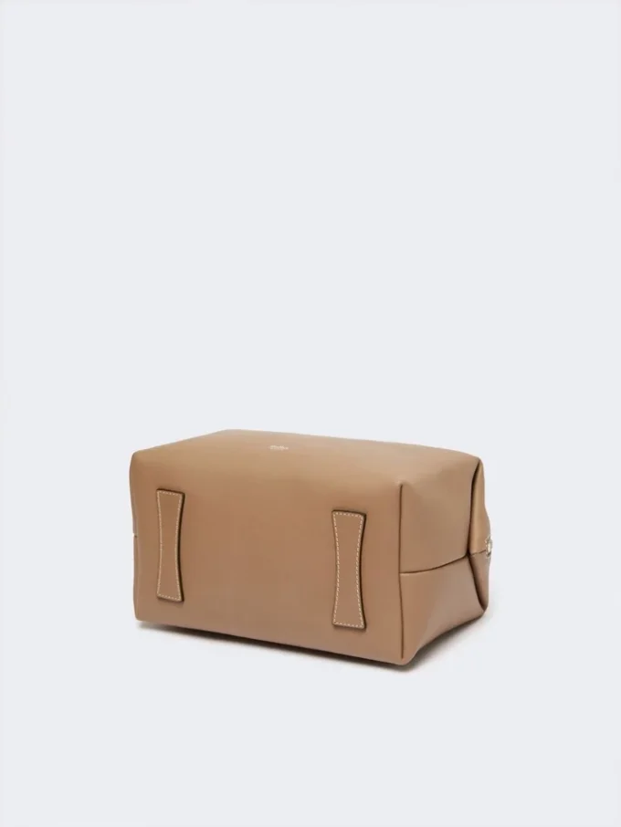 Medium natural leather bowler bag, mud