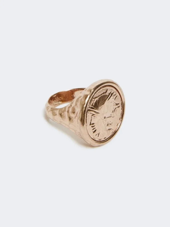 Metal doge’s ring, gold