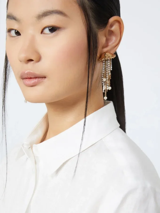 Metallic earrings, gold