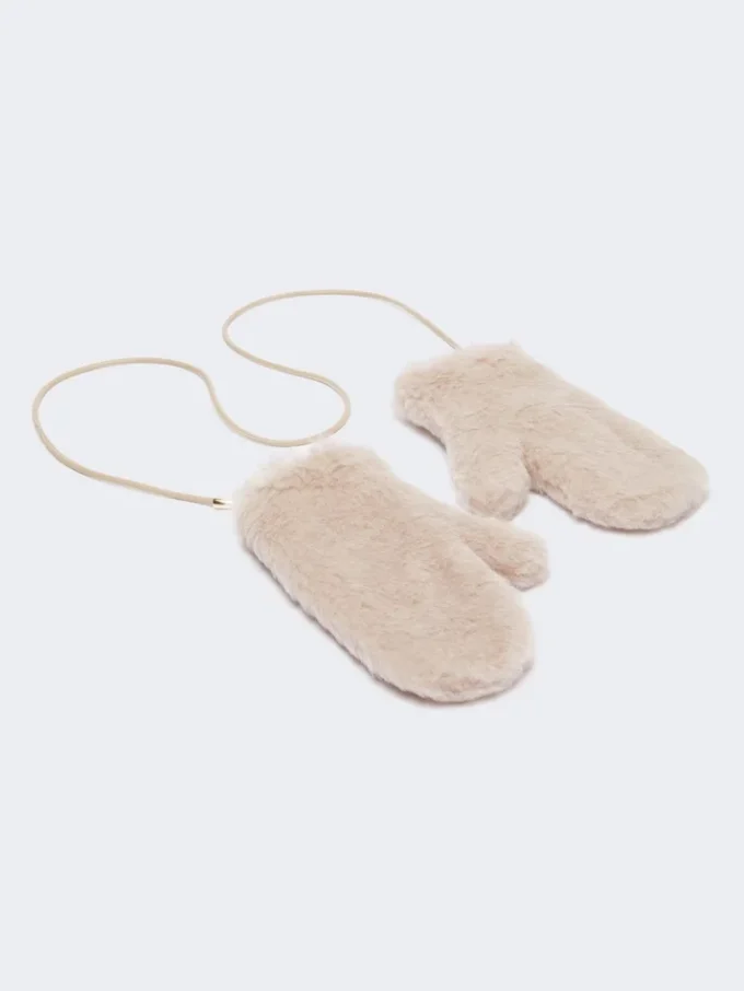 Mittens in alpaca and wool teddy fabric, beige Mittens in alpaca and wool teddy fabric, beige