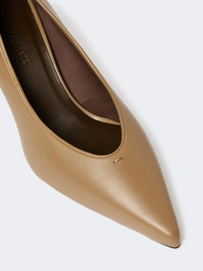 Nappa leather court shoes, mud Nappa leather court shoes, mud