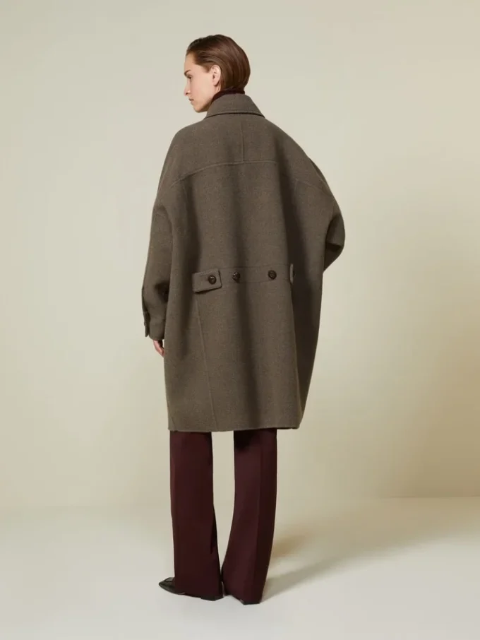 Oversized double wool coat, turtledove