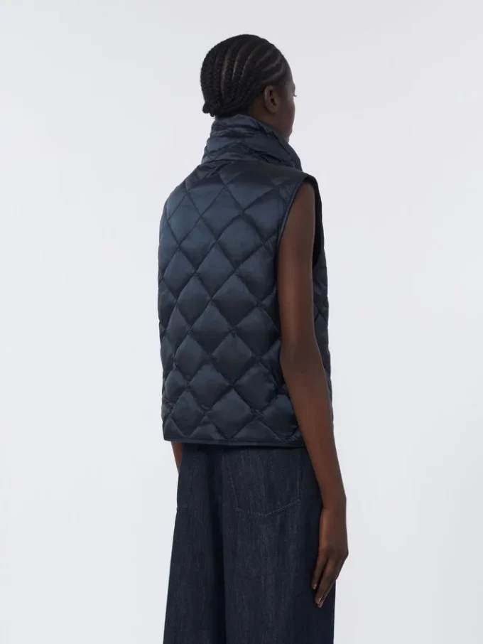 Padded water-repellent nylon canvas gilet, midnightblue