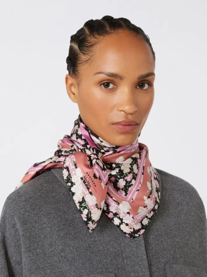 Patterned silk twill foulard, pink