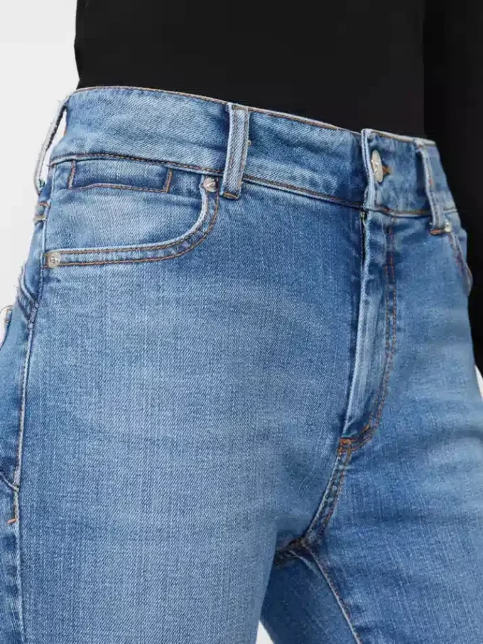 Perfect-fit low-rise mini flare trousers, ultramarine