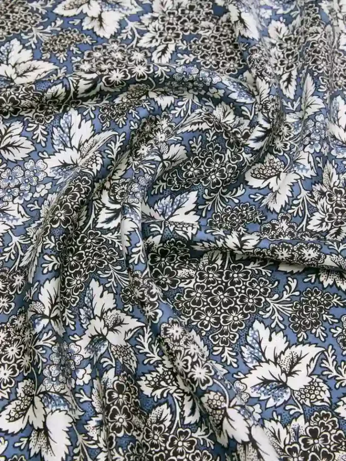 Printed silk foulard, china blue