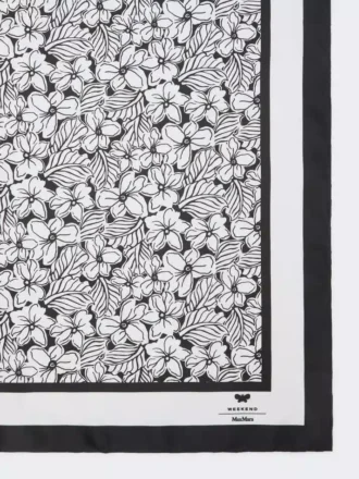 Printed silk foulard, optical white