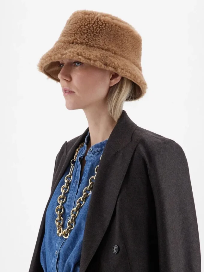 Reversible camel and teddy fabric cloche hat, camel