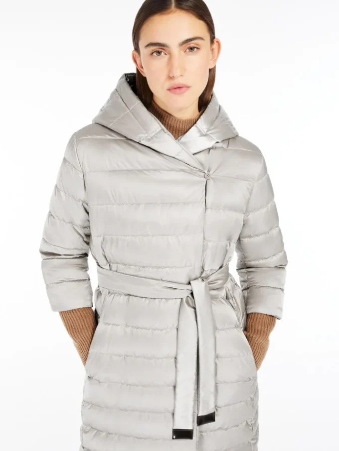 Reversible down jacket in water-repellent satin, ivory