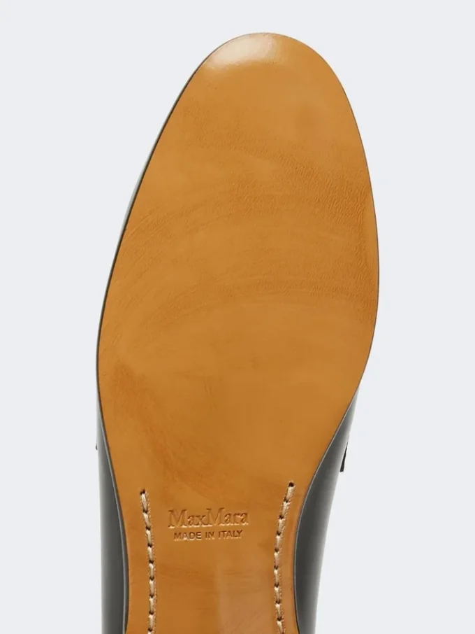 Semi-glossy leather moccasins, black Semi-glossy leather moccasins, black