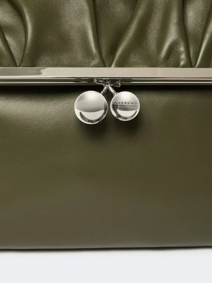 Shiny nappa leather envelope pasticcino bag, dark green