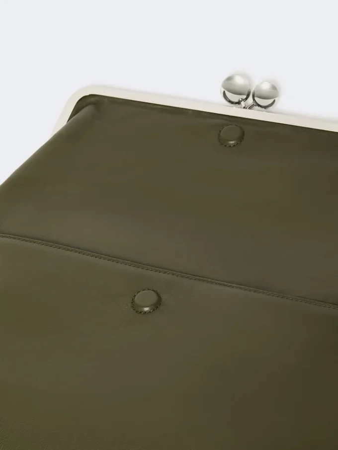 Shiny nappa leather envelope pasticcino bag, dark green