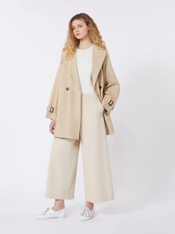 Short trench coat in water-repellent canvas, beige