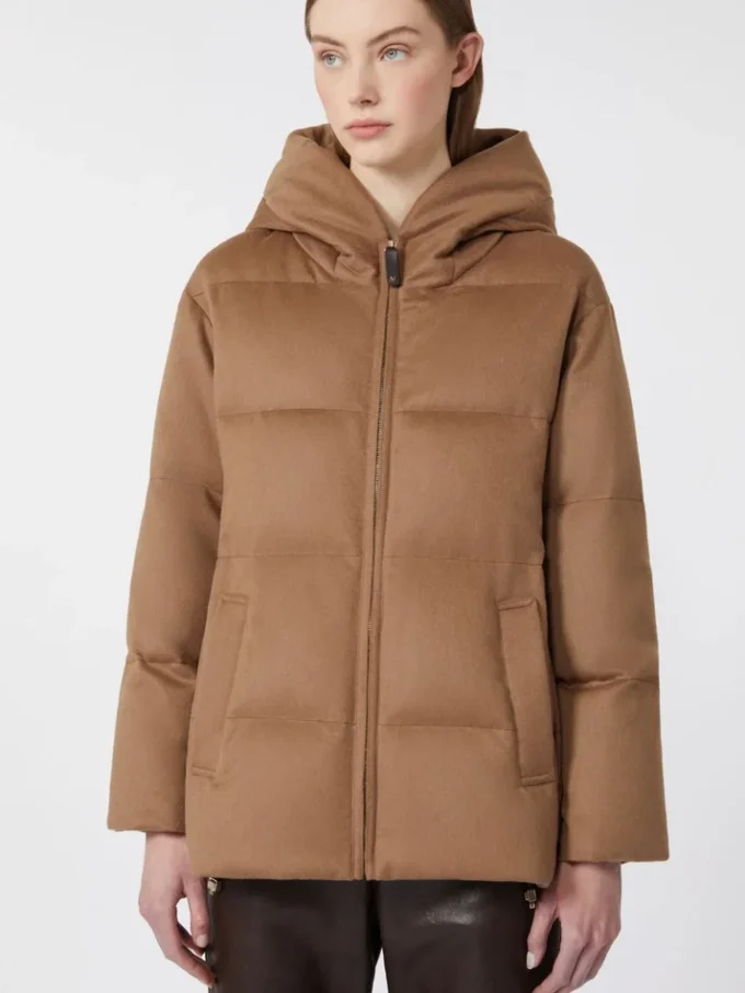 Short water-repellent canvas and camel down jacket, camel