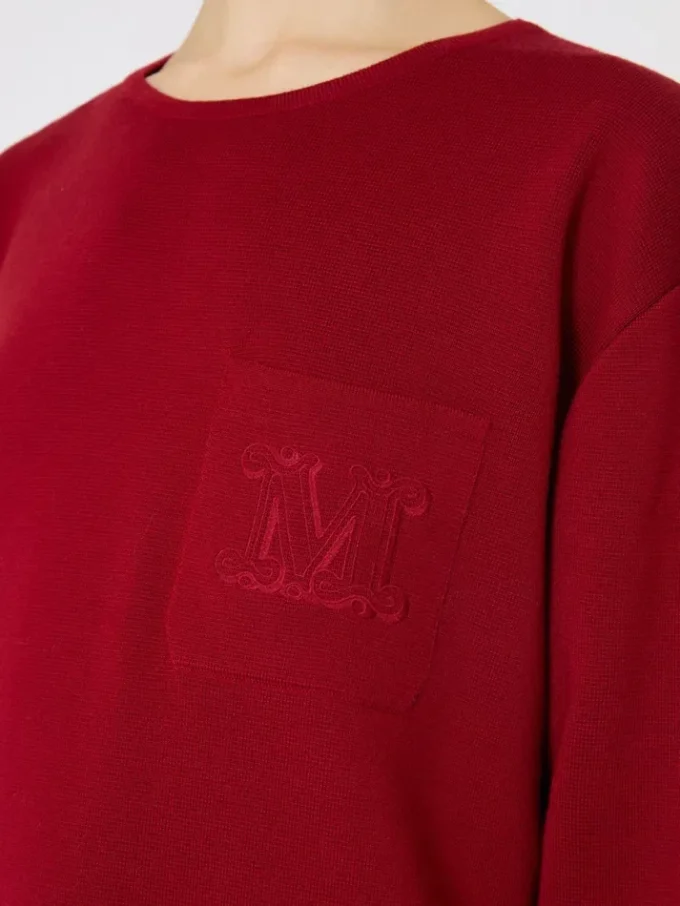 Short wool dress, dark red