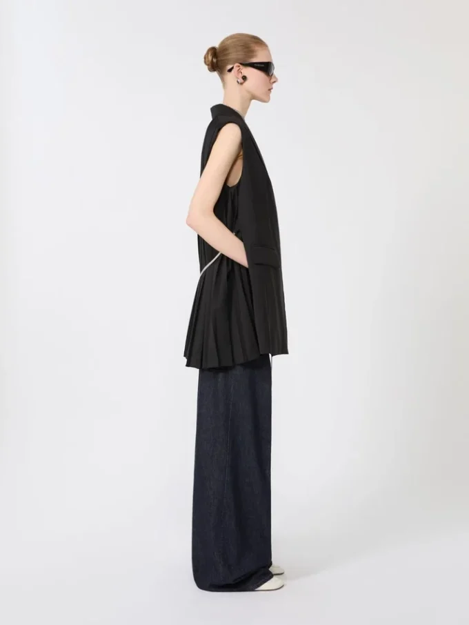 Sleeveless stretch wool blazer, black