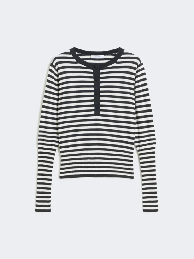 Slim-fit cashmere sweater, ivory