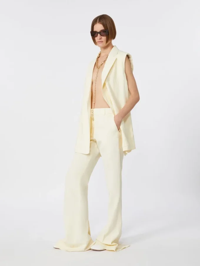 Slim-fit flared trousers in viscose, ivory