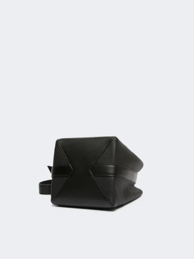 Small bucket bag, black Small bucket bag, black