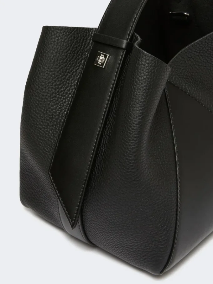 Small bucket bag, black Small bucket bag, black