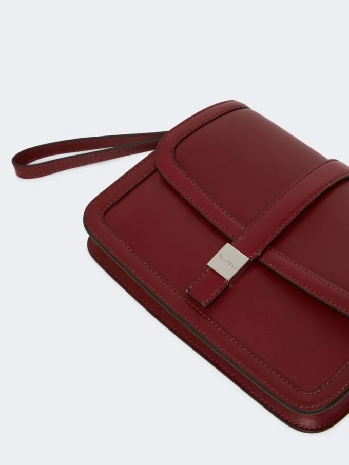 Smooth leather clutch, bordeaux