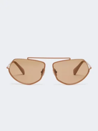 Square sunglasses, camel
