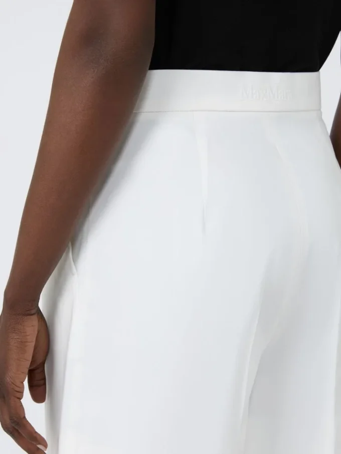 Stretch cotton satin shorts, silk