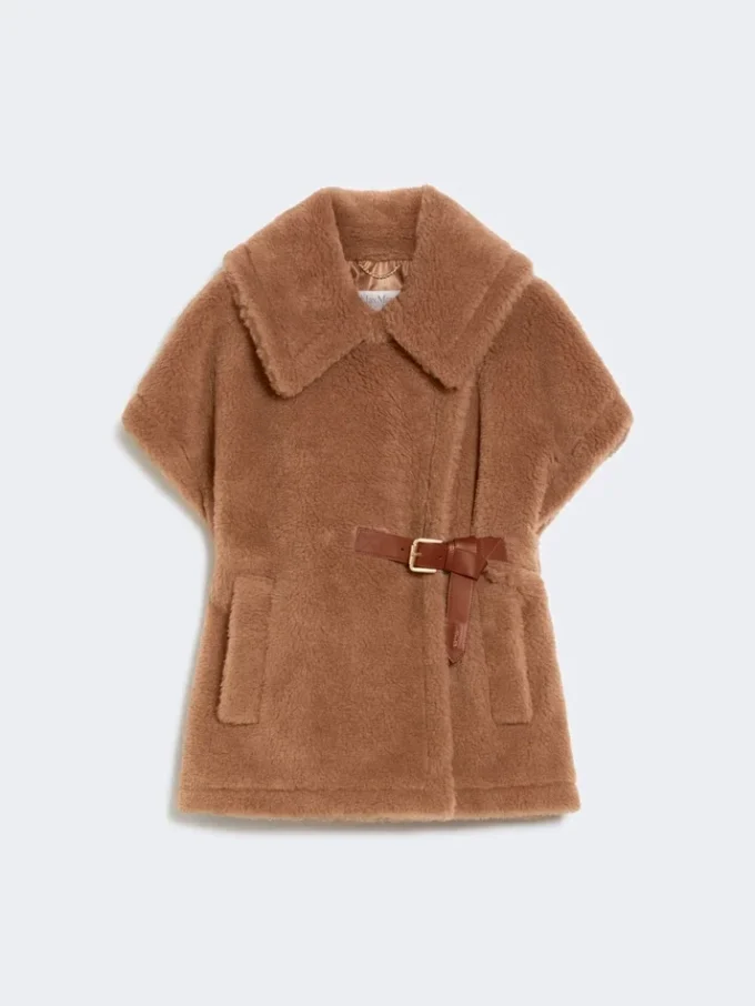 Teddy fabric cape, camel