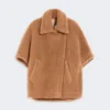 Teddy fabric cape, camel