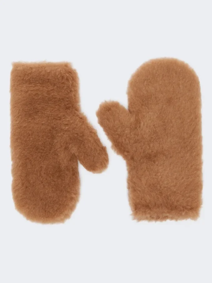 Teddy fabric mittens, camel