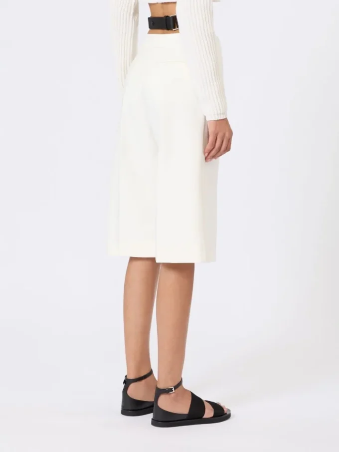 Viscose crepe jersey bermuda shorts, white