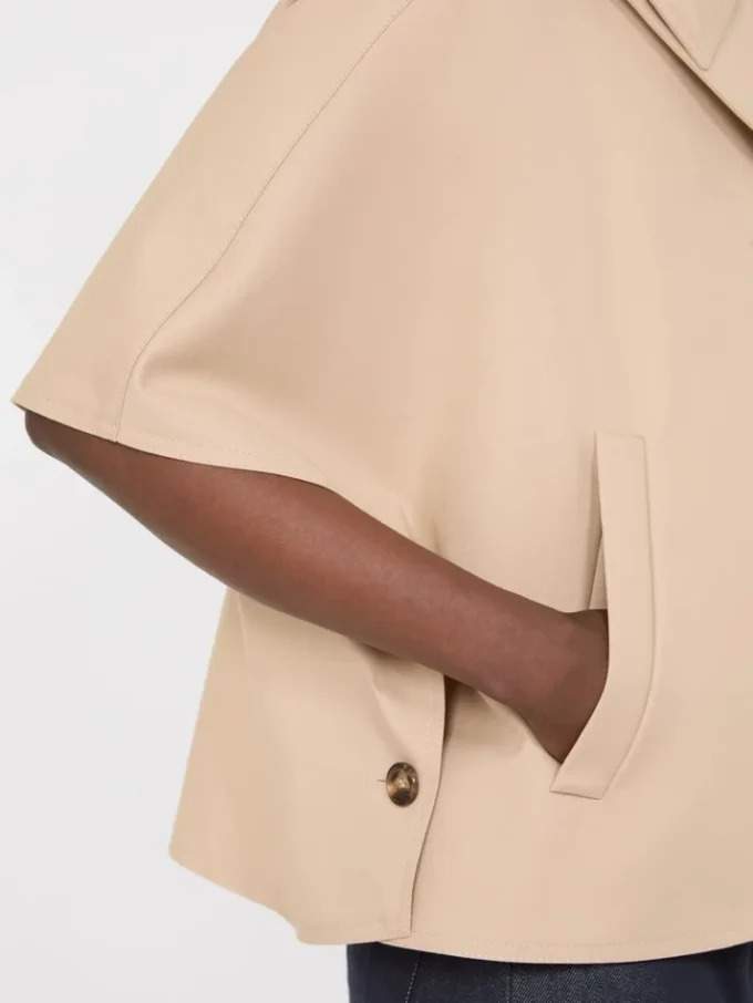 Water-repellent gabardine cape, albino