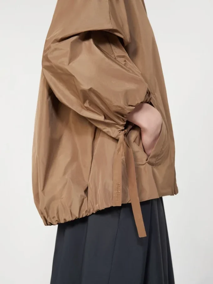 Water-repellent taffeta jacket, camel